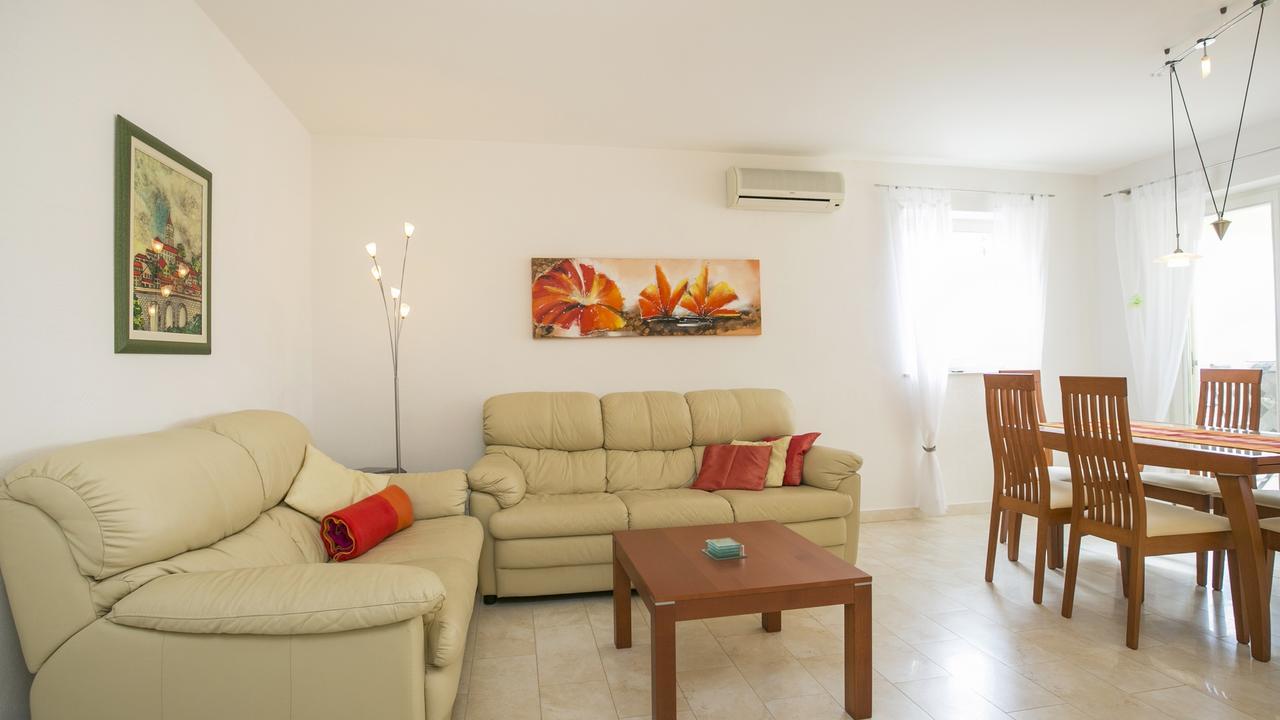 Apartment Jadranka Рабац Екстер'єр фото