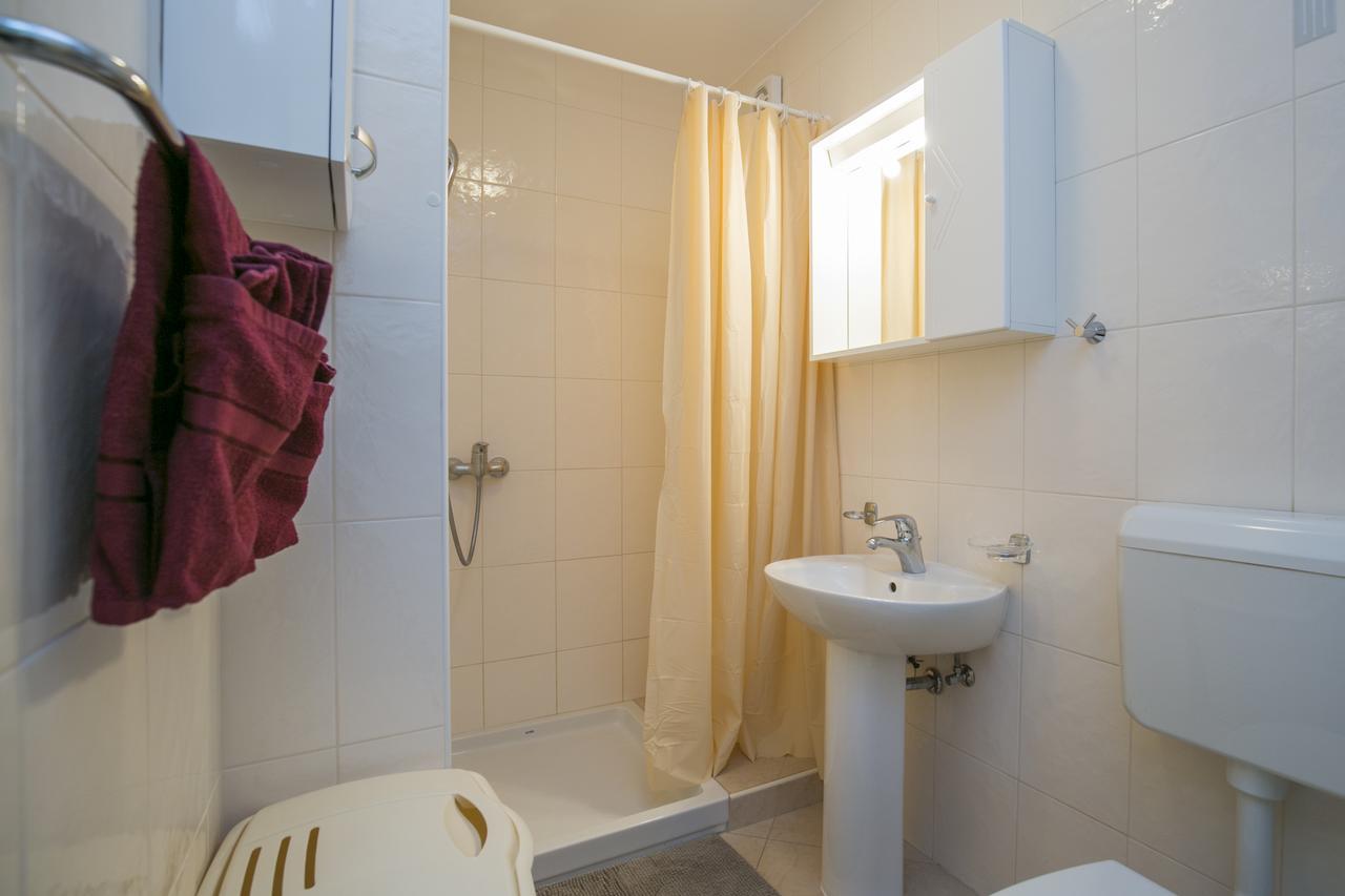 Apartment Jadranka Рабац Екстер'єр фото